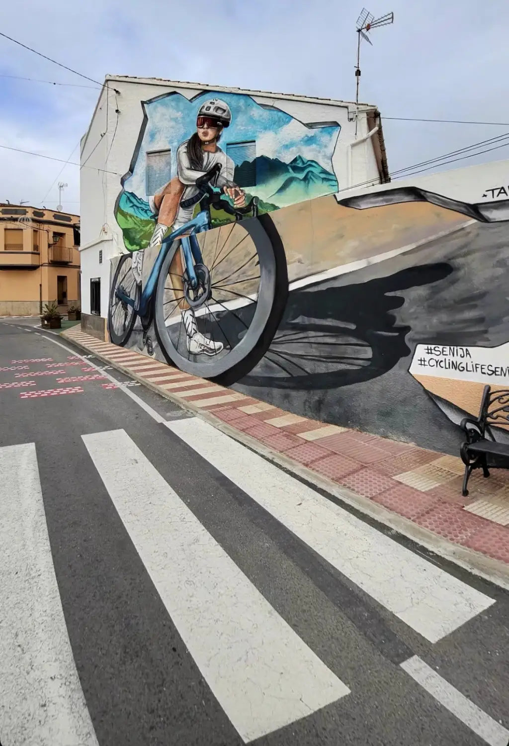 Altea 2026: Nel cuore del ciclismo Pro